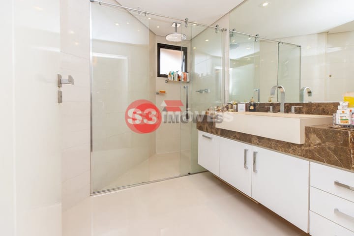 Apartamento à venda com 3 quartos, 247m² - Foto 40