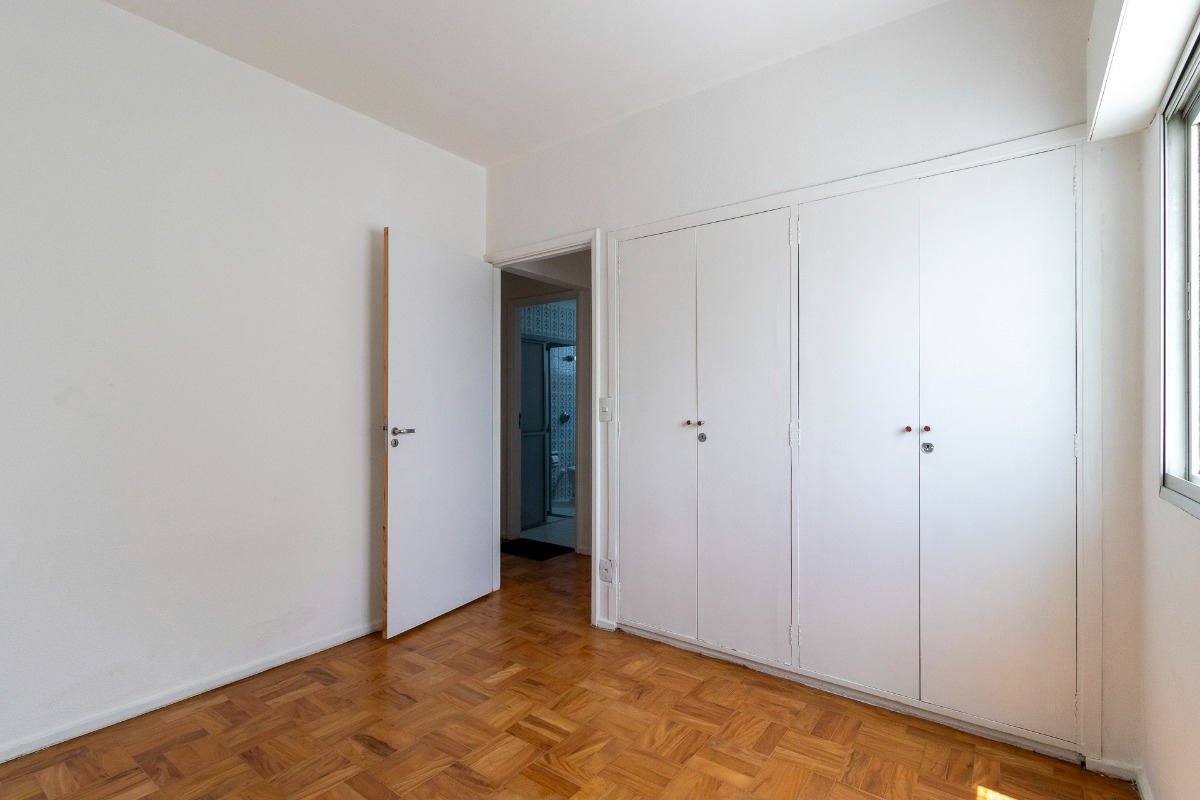 Apartamento à venda com 2 quartos, 76m² - Foto 10