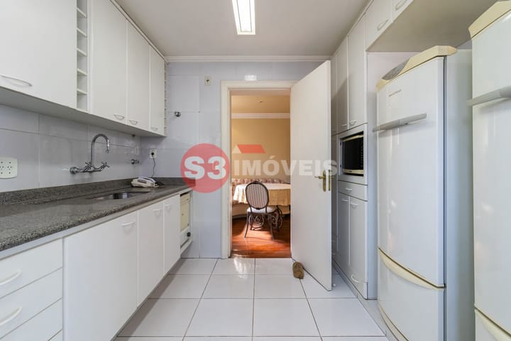 Apartamento à venda com 4 quartos, 328m² - Foto 13