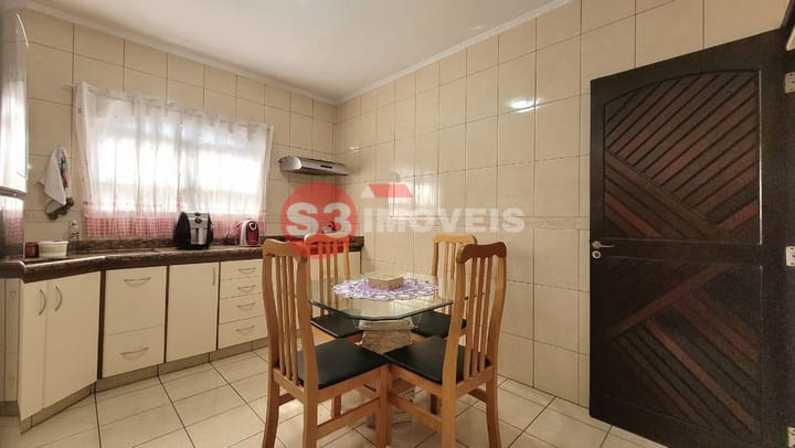 Casa à venda com 2 quartos, 196m² - Foto 10