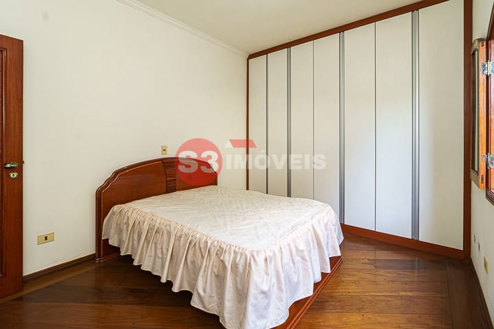 Casa à venda com 4 quartos, 560m² - Foto 8