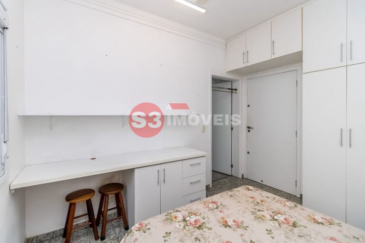 Casa à venda com 4 quartos, 265m² - Foto 16