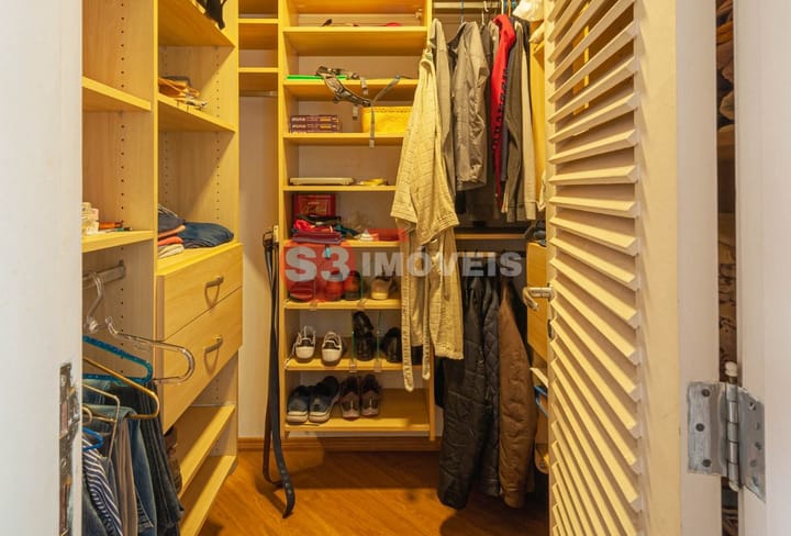 Apartamento à venda com 3 quartos, 127m² - Foto 19