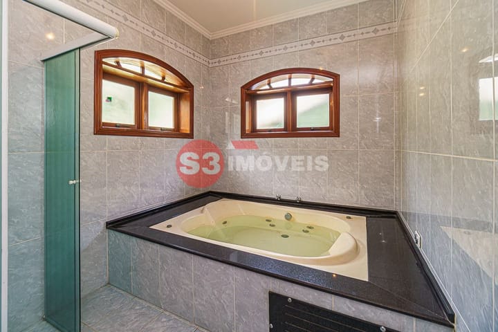 Casa à venda com 4 quartos, 560m² - Foto 106