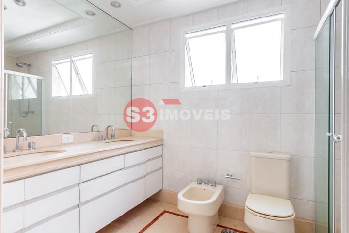 Apartamento à venda com 4 quartos, 211m² - Foto 27