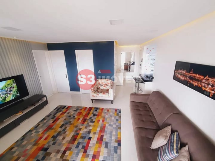 Apartamento à venda com 2 quartos, 61m² - Foto 4