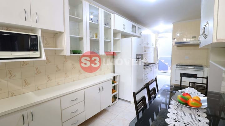 Casa à venda com 3 quartos, 250m² - Foto 32