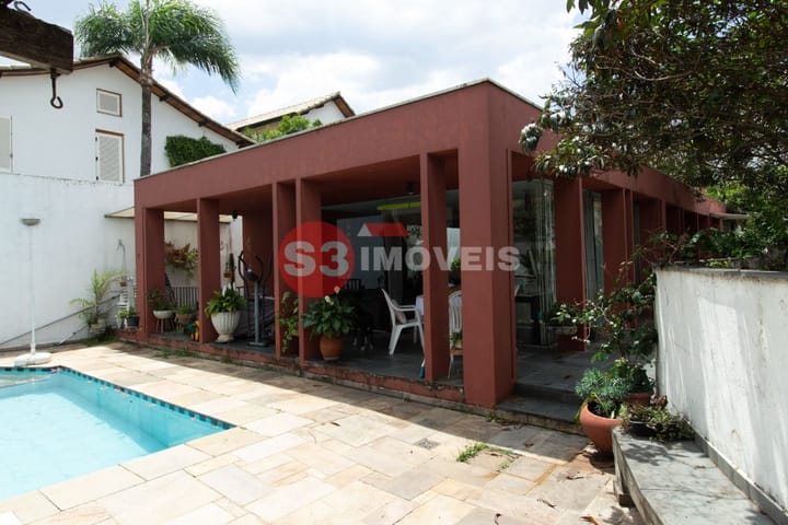 Casa à venda com 5 quartos, 330m² - Foto 44