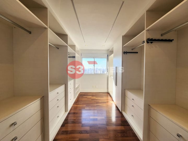 Apartamento à venda com 3 quartos, 222m² - Foto 10