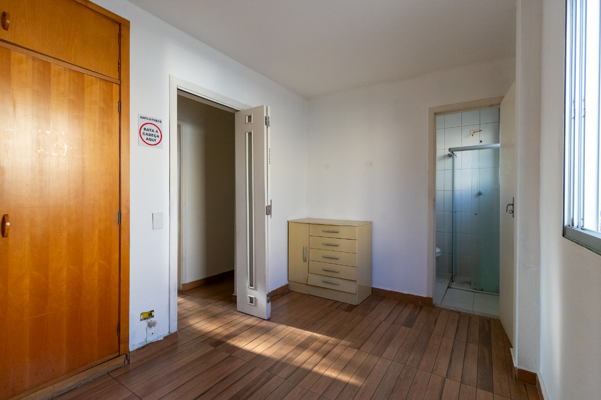 Apartamento à venda com 2 quartos, 65m² - Foto 11