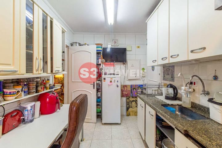 Apartamento à venda com 3 quartos, 95m² - Foto 8