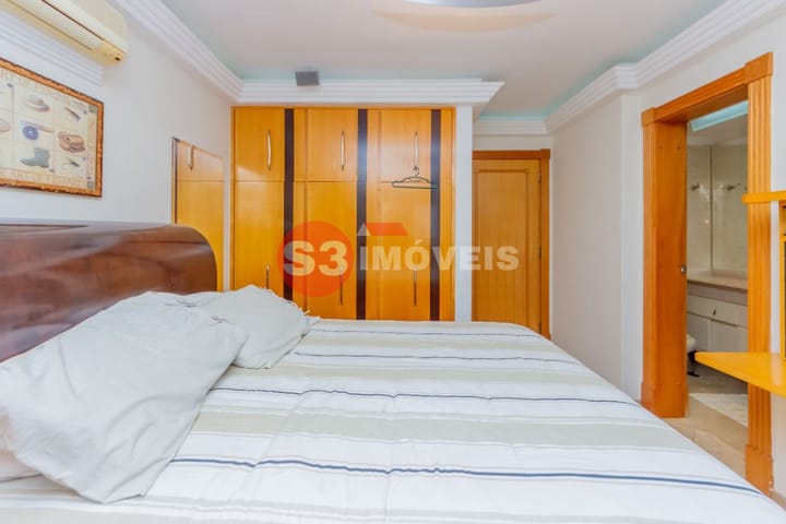 Apartamento à venda com 4 quartos, 228m² - Foto 15