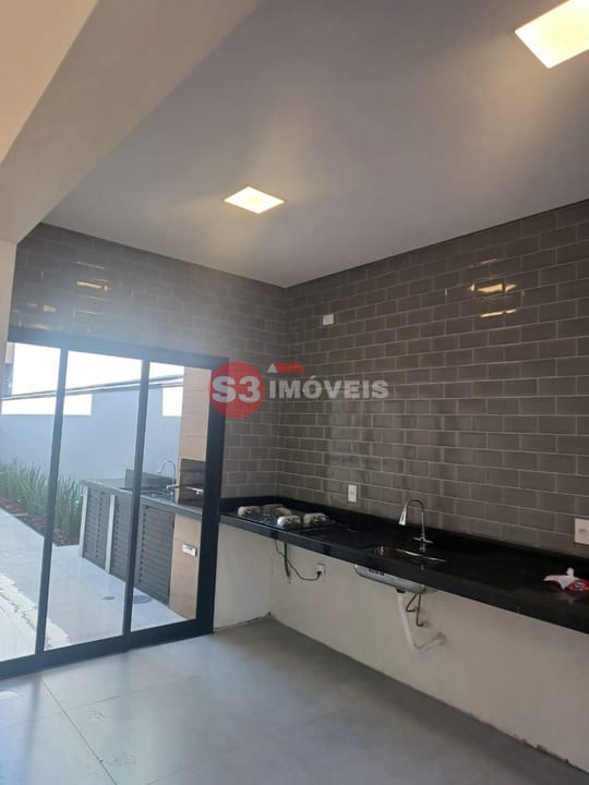 Casa à venda com 3 quartos, 111m² - Foto 6