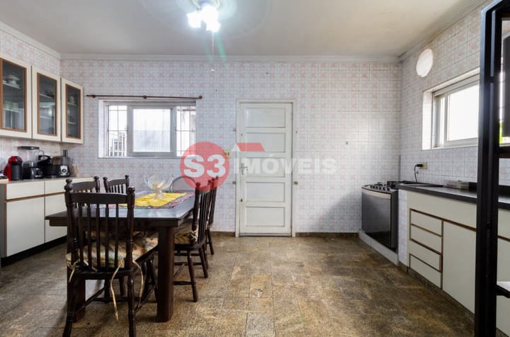 Casa à venda com 3 quartos, 232m² - Foto 19