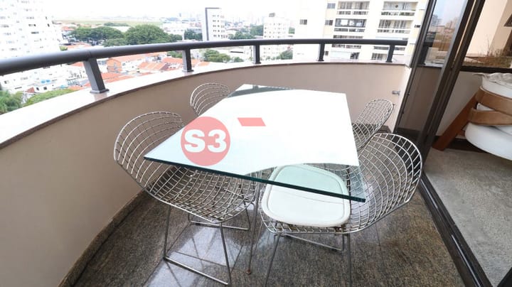 Apartamento à venda com 4 quartos, 227m² - Foto 11