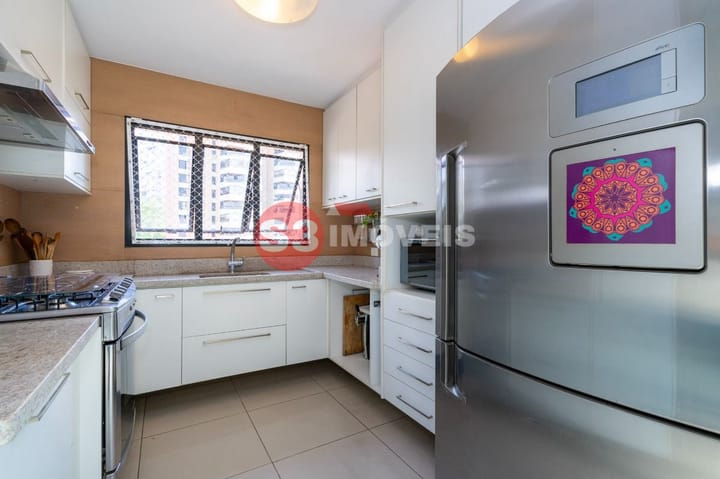 Apartamento à venda com 3 quartos, 184m² - Foto 57