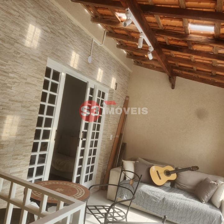 Casa à venda com 3 quartos, 180m² - Foto 5