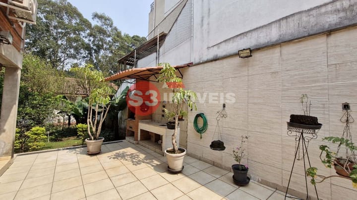 Casa à venda com 3 quartos, 245m² - Foto 44