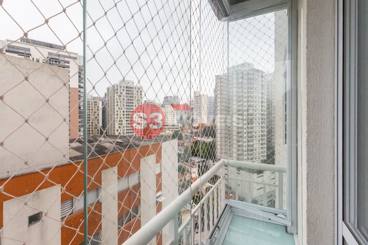 Apartamento à venda com 2 quartos, 40m² - Foto 17