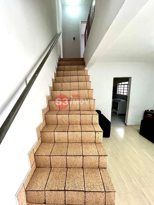 Casa à venda com 4 quartos, 98m² - Foto 17