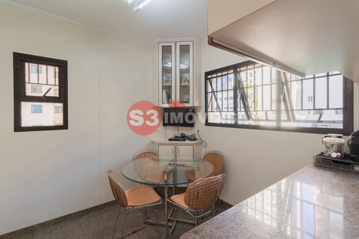 Apartamento à venda com 4 quartos, 250m² - Foto 25