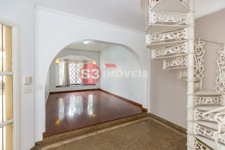 Casa à venda com 4 quartos, 230m² - Foto 10