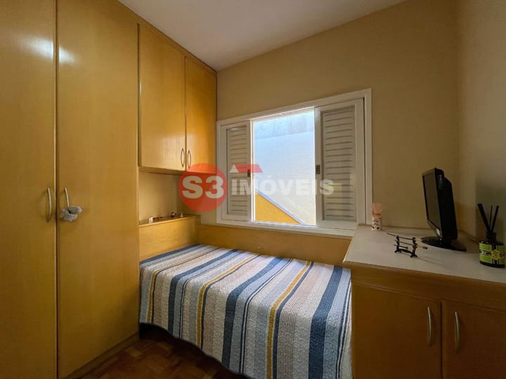 Casa à venda com 3 quartos, 269m² - Foto 17