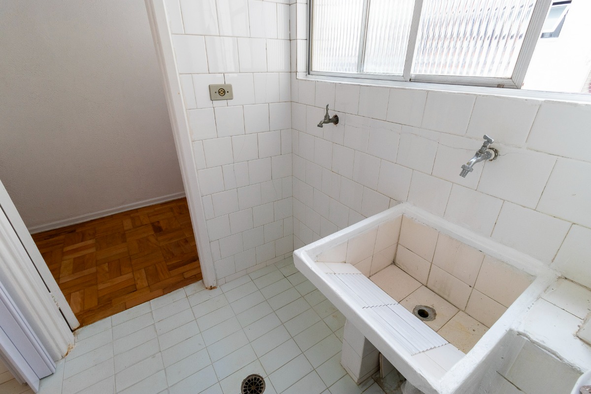 Apartamento à venda com 2 quartos, 76m² - Foto 19