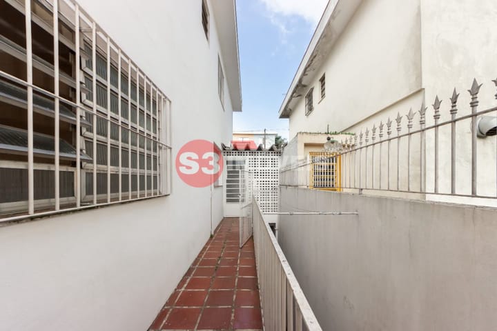 Casa à venda com 3 quartos, 141m² - Foto 8