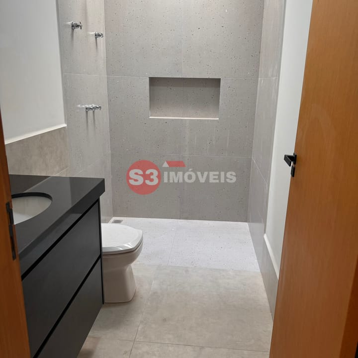 Casa à venda e aluguel com 2 quartos, 140m² - Foto 19