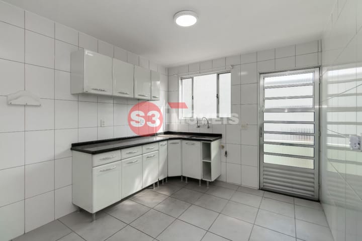 Casa à venda com 4 quartos, 170m² - Foto 8