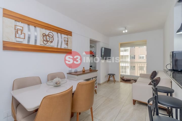 Apartamento à venda com 2 quartos, 60m² - Foto 1