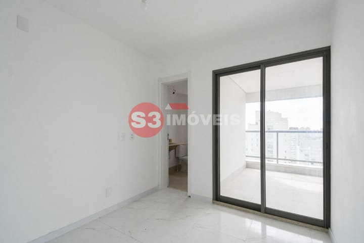 Apartamento à venda com 3 quartos, 131m² - Foto 14