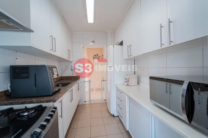 Apartamento à venda com 2 quartos, 70m² - Foto 25