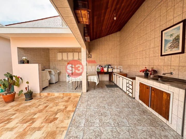 Casa à venda com 3 quartos, 178m² - Foto 25