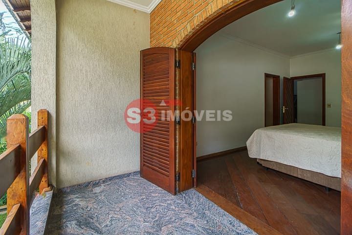 Casa à venda com 4 quartos, 560m² - Foto 22