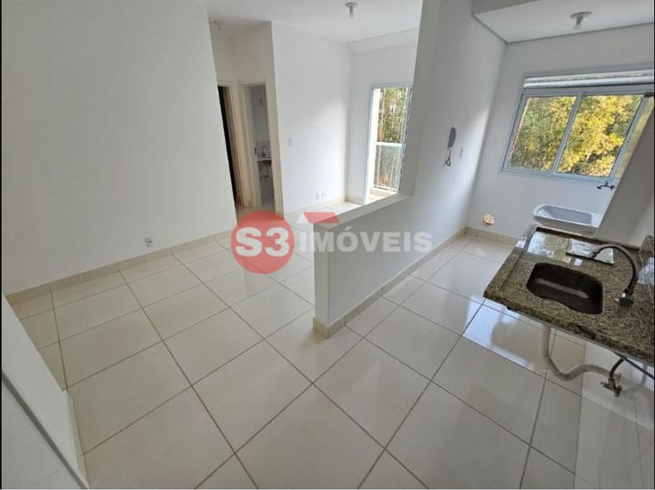 Apartamento para alugar com 2 quartos, 51m² - Foto 2