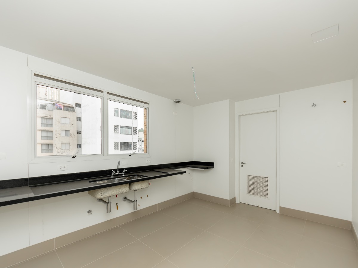 Apartamento à venda com 4 quartos, 260m² - Foto 23