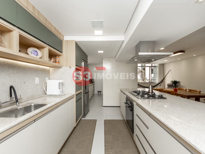 Apartamento à venda com 3 quartos, 138m² - Foto 11