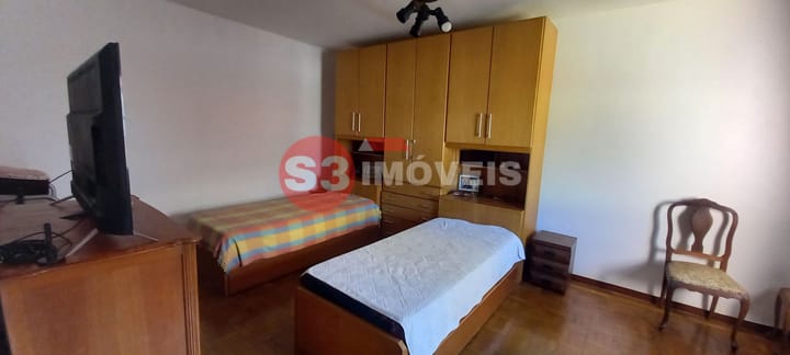 Casa à venda com 3 quartos, 270m² - Foto 27