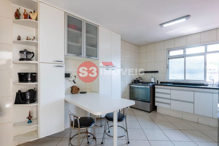 Casa à venda com 3 quartos, 138m² - Foto 14