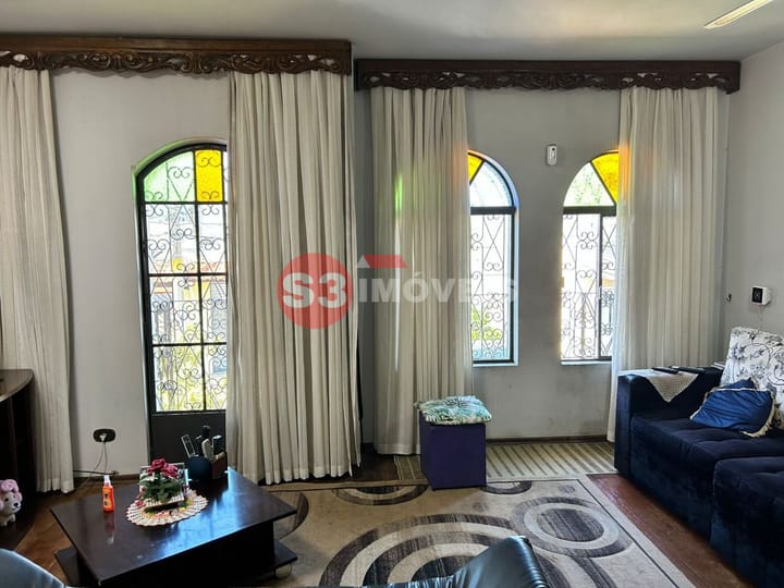 Casa à venda com 4 quartos, 280m² - Foto 2