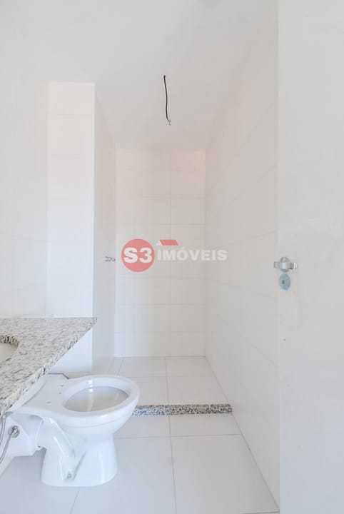 Apartamento à venda com 2 quartos, 66m² - Foto 19