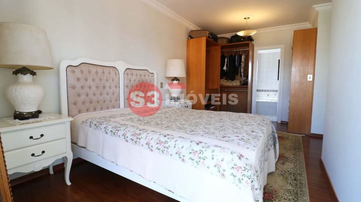 Apartamento à venda com 4 quartos, 190m² - Foto 27