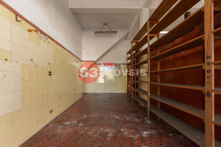 Casa à venda com 5 quartos, 210m² - Foto 2