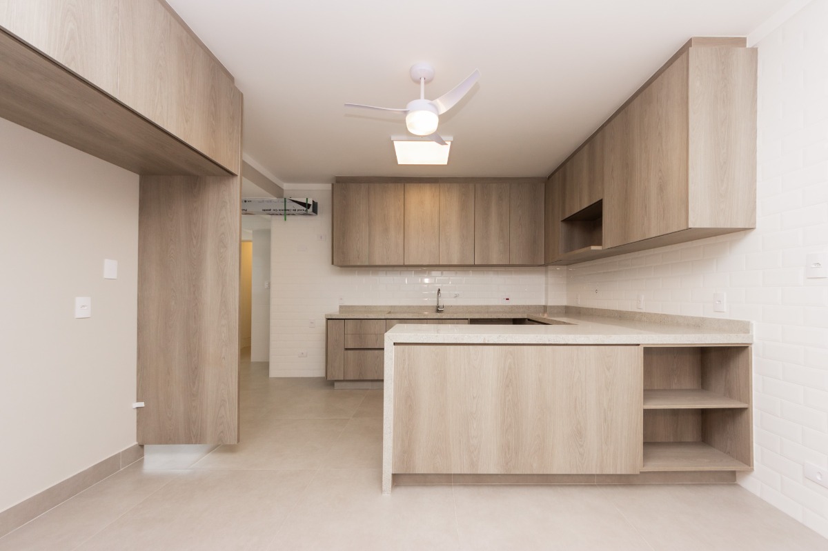 Apartamento à venda com 4 quartos, 212m² - Foto 9