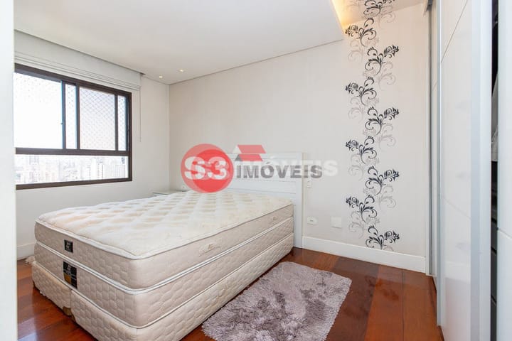 Apartamento à venda com 3 quartos, 247m² - Foto 27