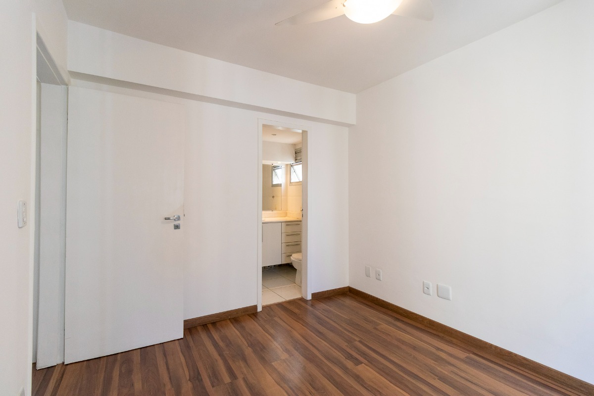 Apartamento à venda com 3 quartos, 90m² - Foto 9