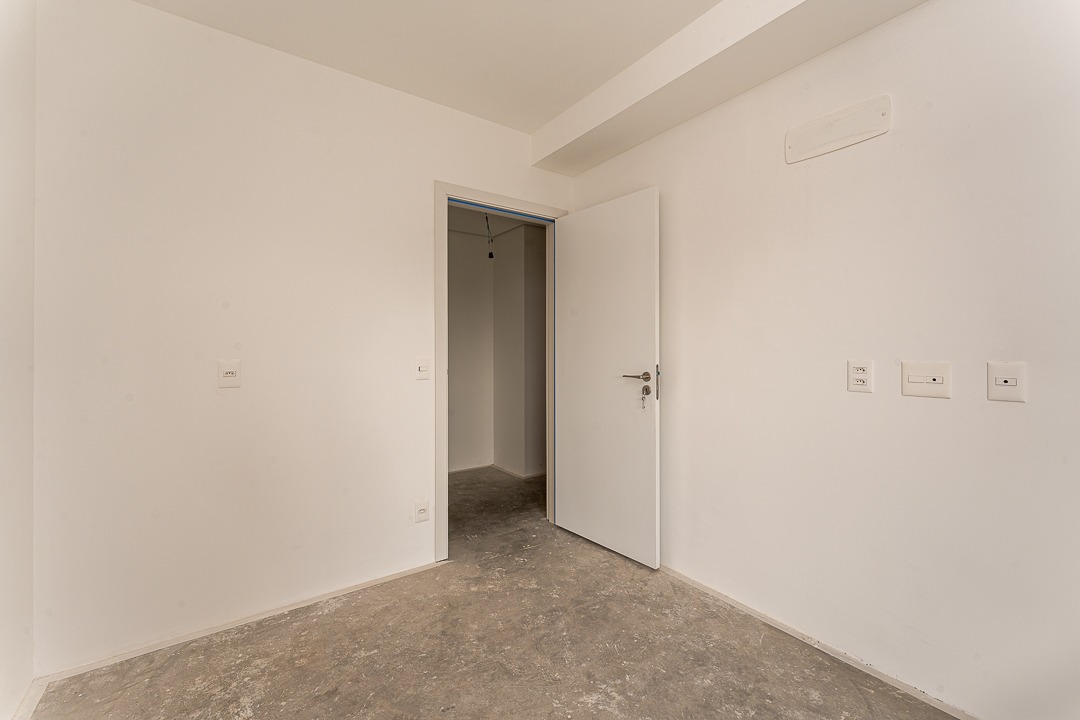 Apartamento à venda com 4 quartos, 186m² - Foto 12