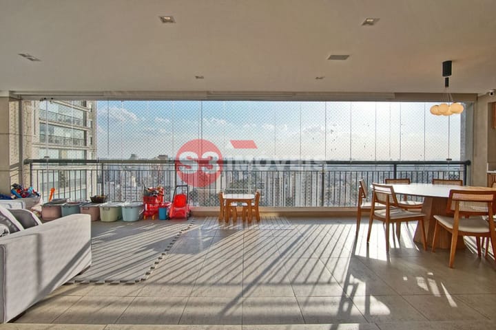 Apartamento à venda com 3 quartos, 222m² - Foto 5